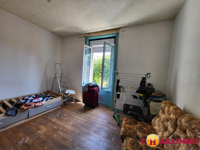 Maison traditionnelle - 85 m² - 4 pièces