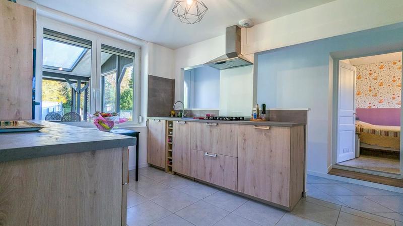 Maison - 115 m² - 4 pièces