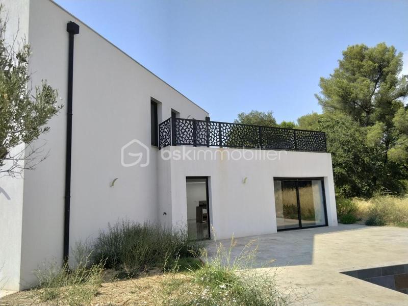 Villa - 169 m² - 6 pièces