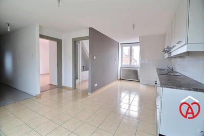Appartement - 93 m² - 3 pièces