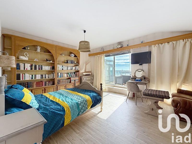 Appartement - 197 m² - 6 pièces