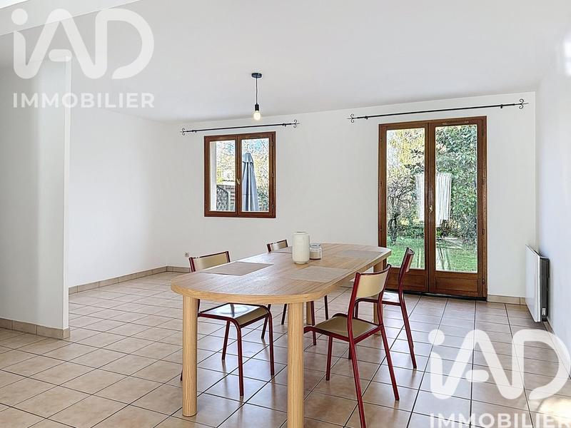 Maison - 135 m² - 6 pièces