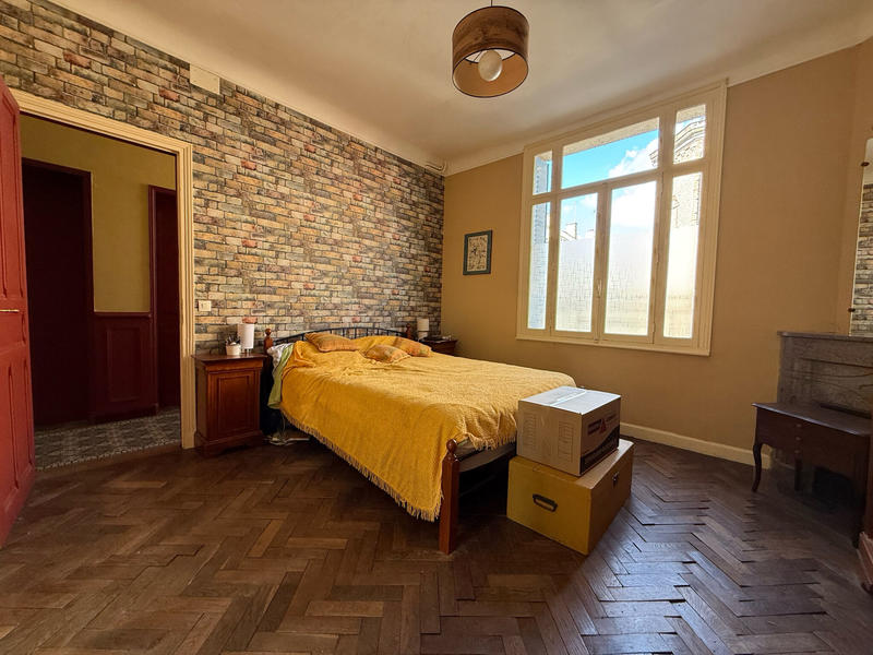 Maison - 161 m² - 7 pièces