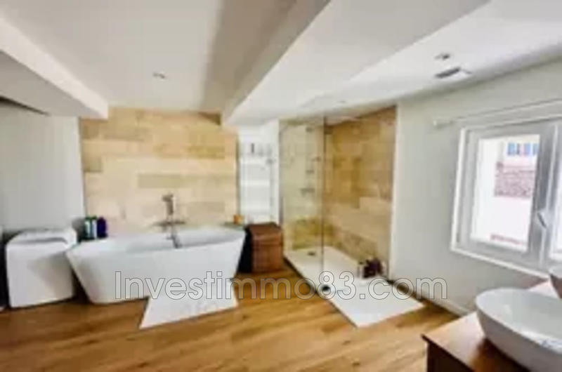 Maison de village - 85 m² - 5 pièces