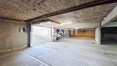 Parking - 13 m²