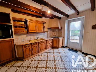 Maison - 115 m² - 6 pièces