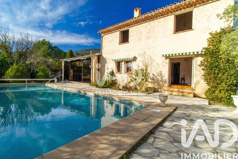 Maison - 169 m² - 5 pièces