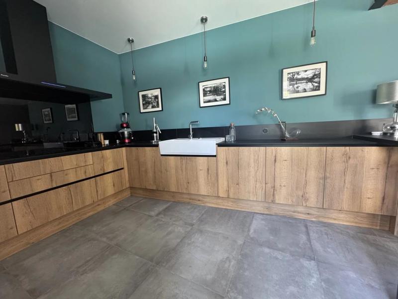 Maison de village - 400 m² - 12 pièces