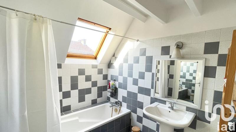 Maison - 150 m² - 6 pièces