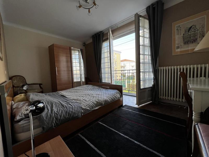 Appartement ancien - 85 m² - 4 pièces