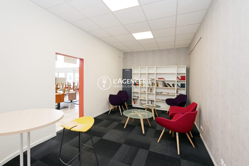 Bureau - 270 m²