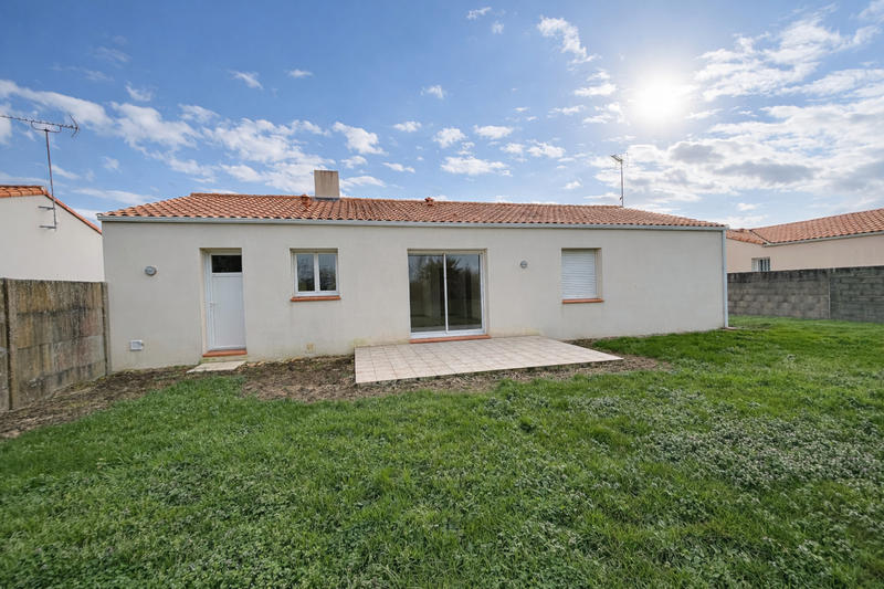 Maison - 90 m² - 4 pièces