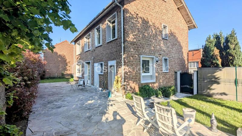 Maison de maîtres - 144 m² - 6 pièces