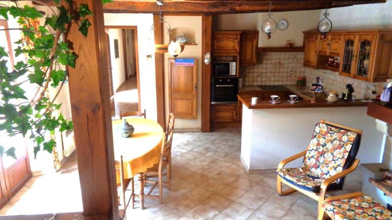 Propriété - 400 m² - 9 pièces