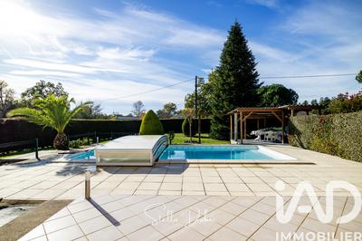 Maison - 153 m² - 7 pièces