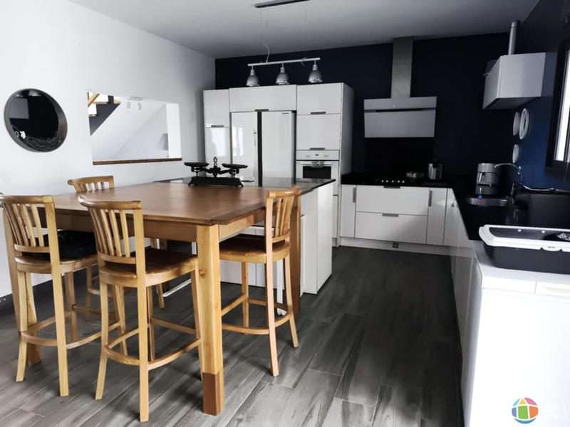 Maison - 156 m² - 7 pièces