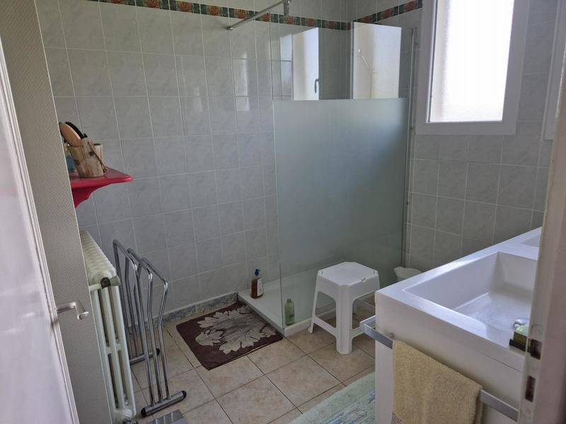 Maison - 184 m² - 8 pièces