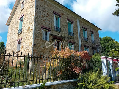 Maison - 101 m² - 5 pièces