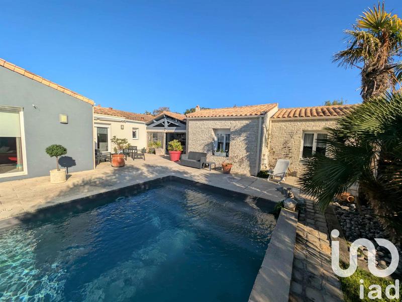 Maison - 175 m² - 6 pièces