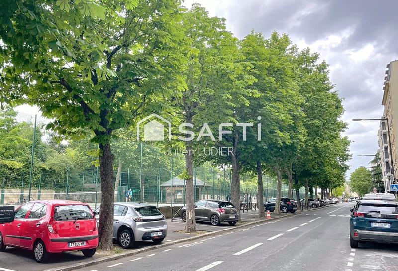 Local commercial - 110 m² - 1 pièce