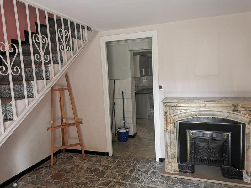 Maison - 225 m² - 9 pièces