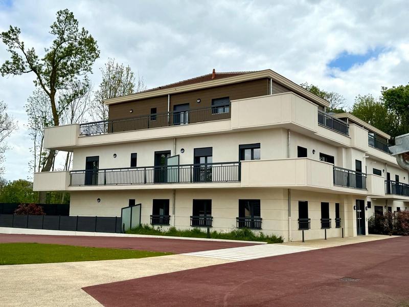 Appartement - 96 m² - 4 pièces