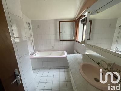 Maison - 99 m² - 3 pièces