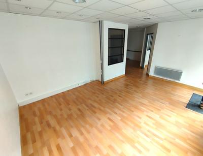 Local commercial - 192 m²