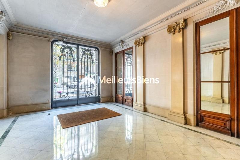 Appartement - 117 m² - 4 pièces