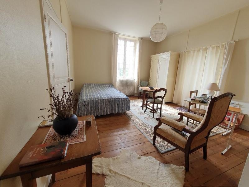 Maison - 253 m² - 11 pièces