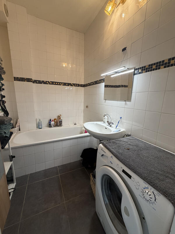 Appartement - 86 m² - 4 pièces