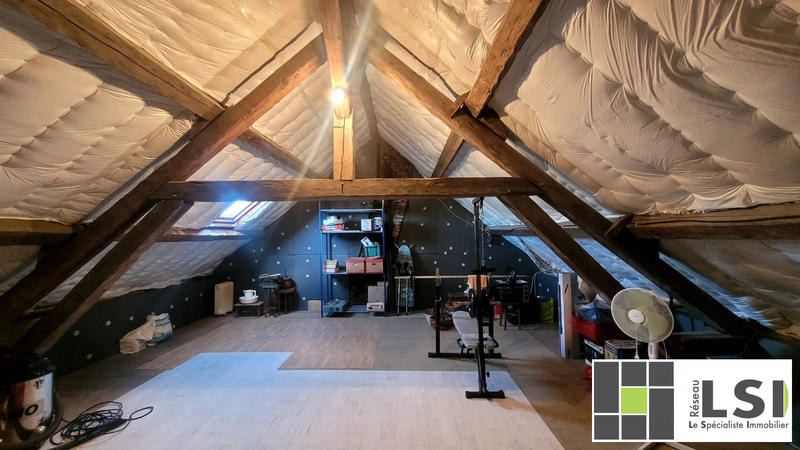 Maison - 141 m² - 9 pièces