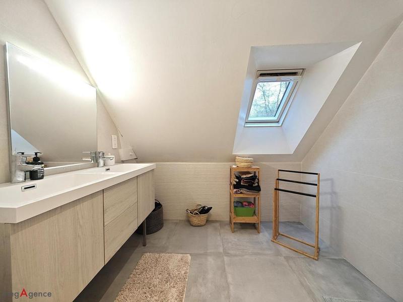 Maison - 138 m² - 6 pièces