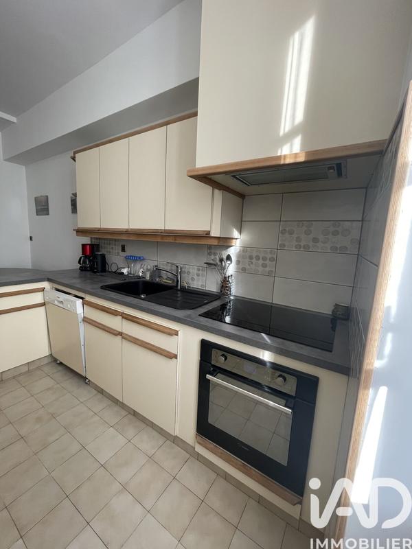 Maison - 249 m² - 8 pièces