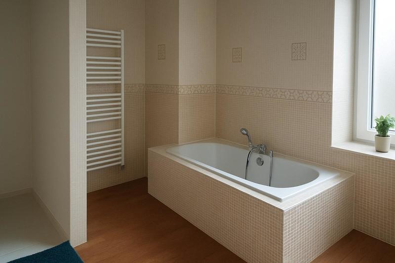 Maison - 230 m² - 5 pièces