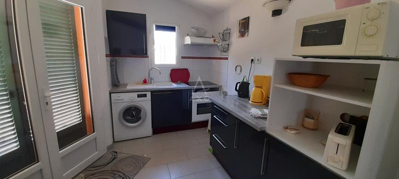 Propriété - 229 m² - 9 pièces