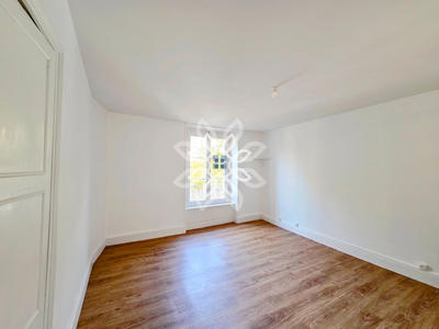 Appartement - 109 m² - 4 pièces