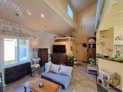 Maison - 139 m² - 7 pièces