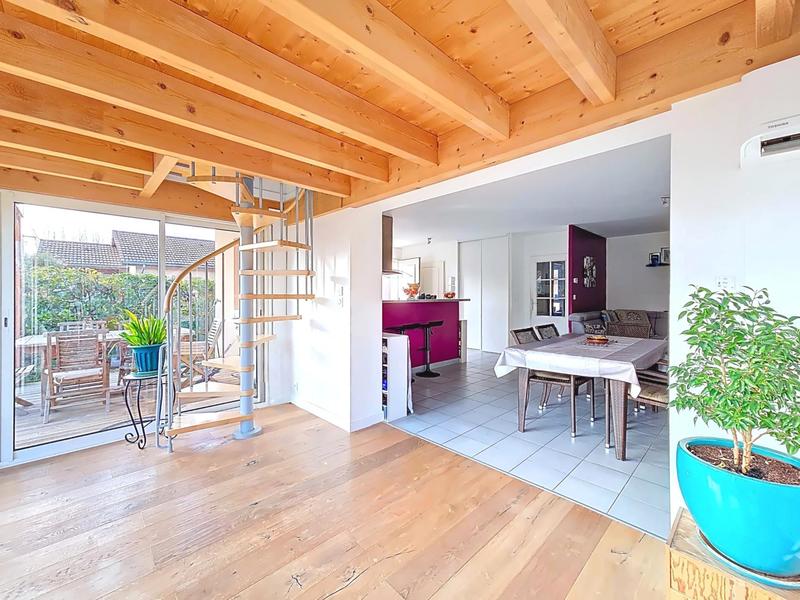 Maison - 89 m² - 4 pièces