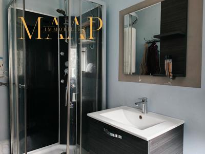 Corps de ferme - 185 m² - 9 pièces