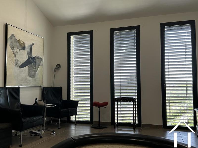 Maison - 211 m² - 9 pièces