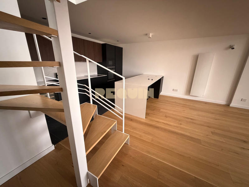 Appartement - 94 m² - 5 pièces