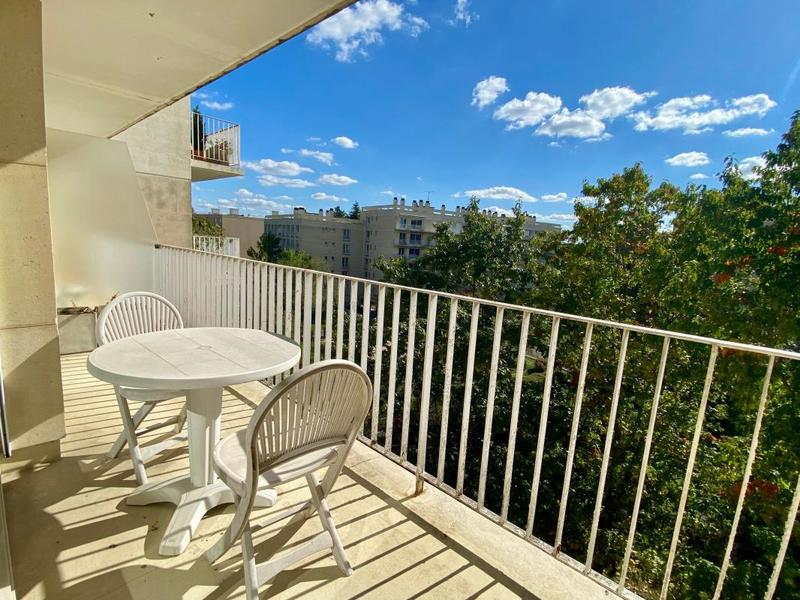 Appartement - 107 m² - 5 pièces