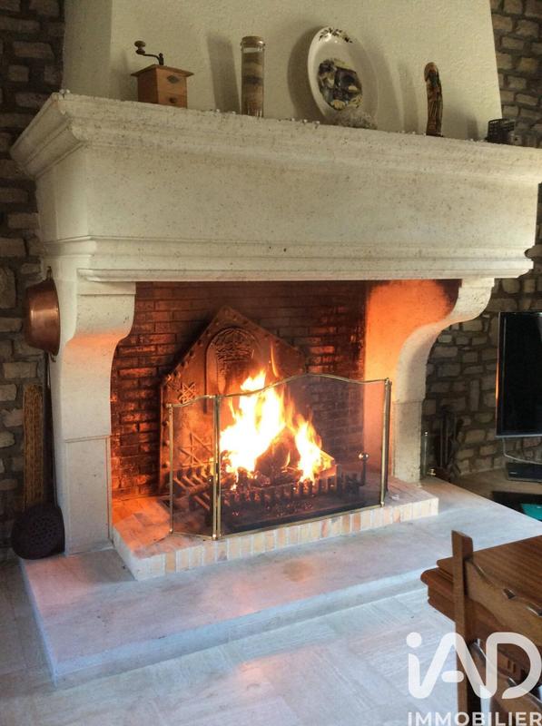 Maison - 230 m² - 8 pièces