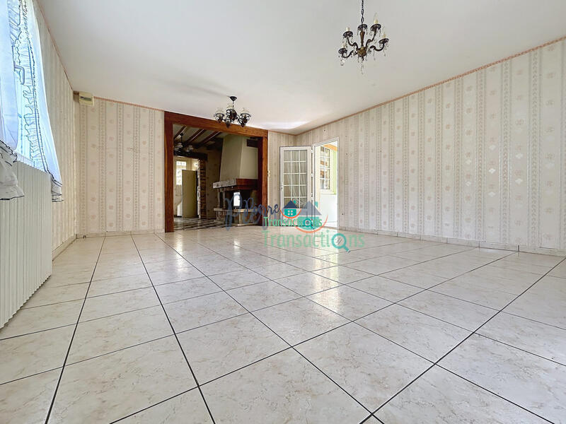 Maison - 93 m² - 4 pièces