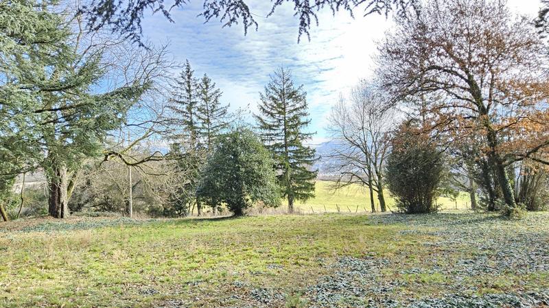 Maison - 450 m² - 13 pièces