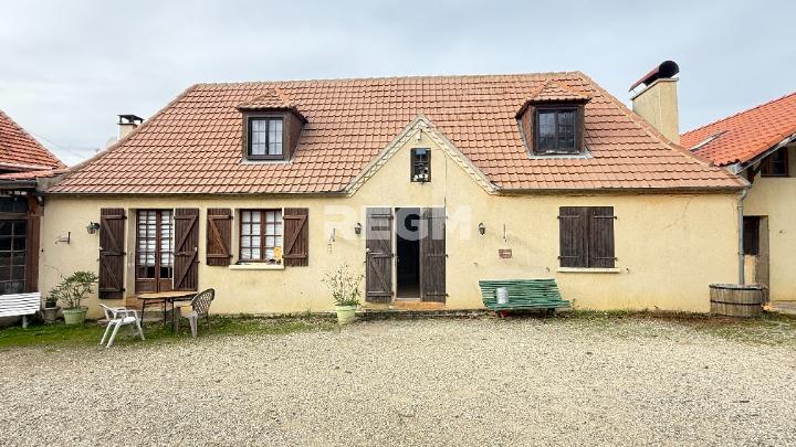 Propriété - 500 m² - 15 pièces