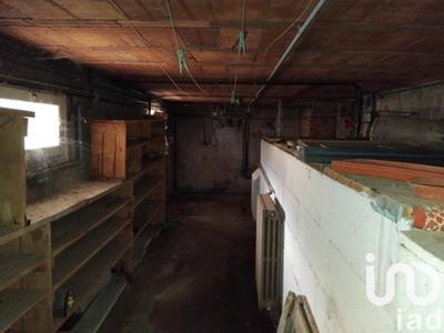 Maison - 240 m² - 1 pièce