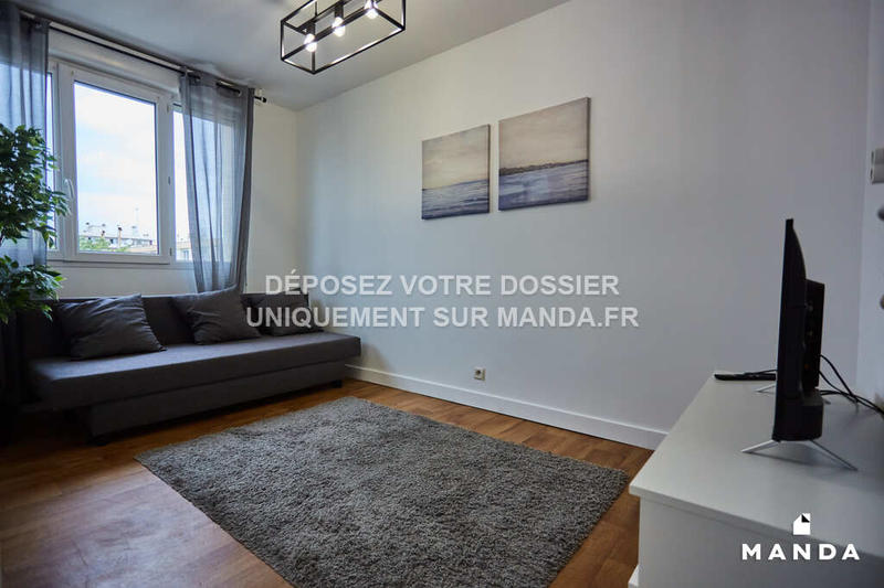 Chambre - 15 m² - 4 pièces