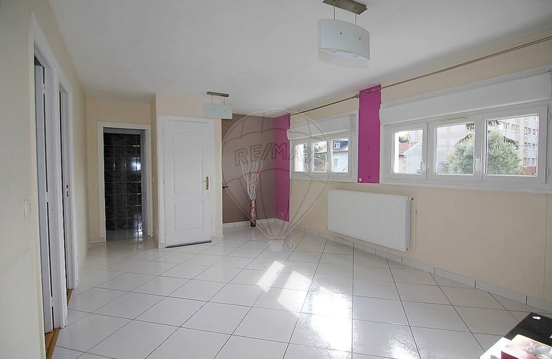 Maison - 130 m² - 8 pièces